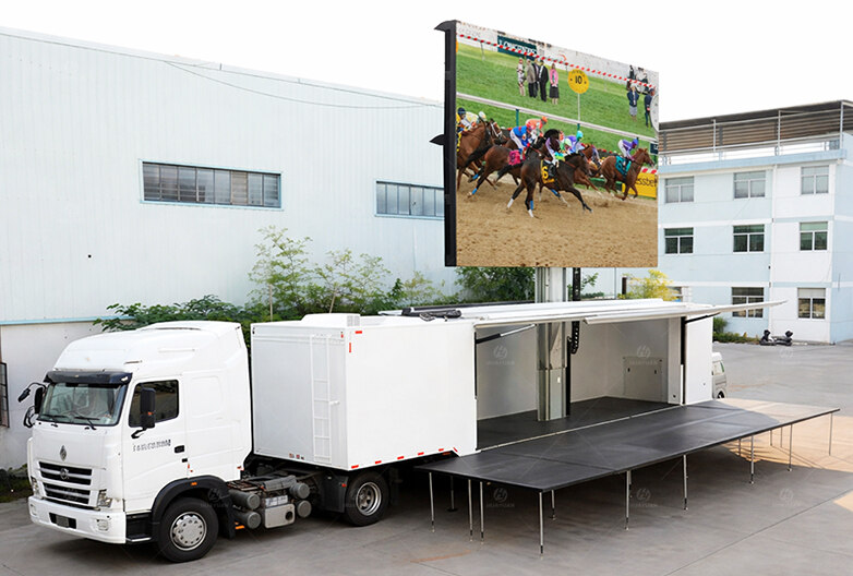 LR425P Roadshow Semi-trailer
