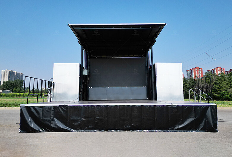 T135 Mobile Stage Truck