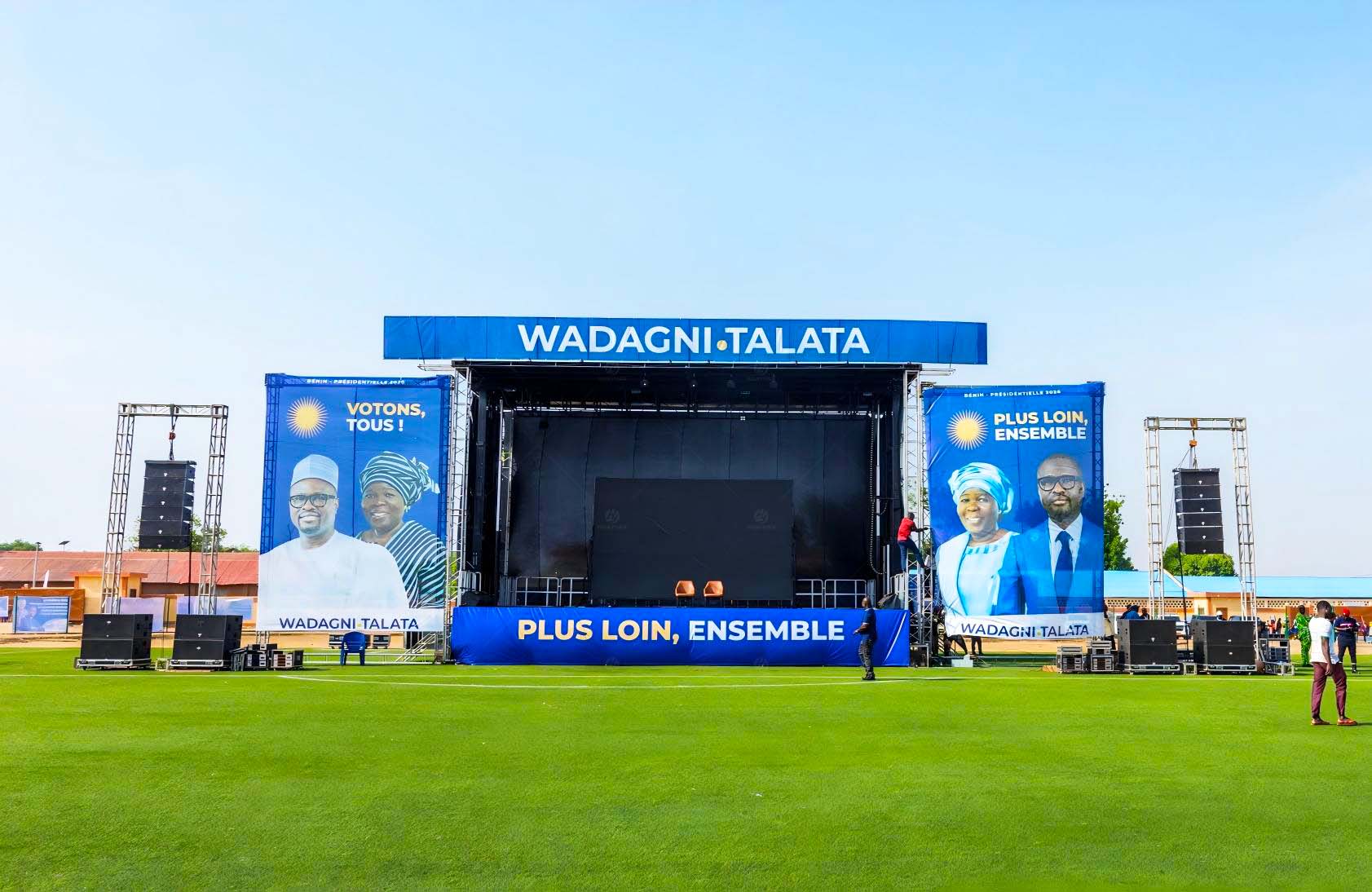 Benin presidential election campaign mobile stage