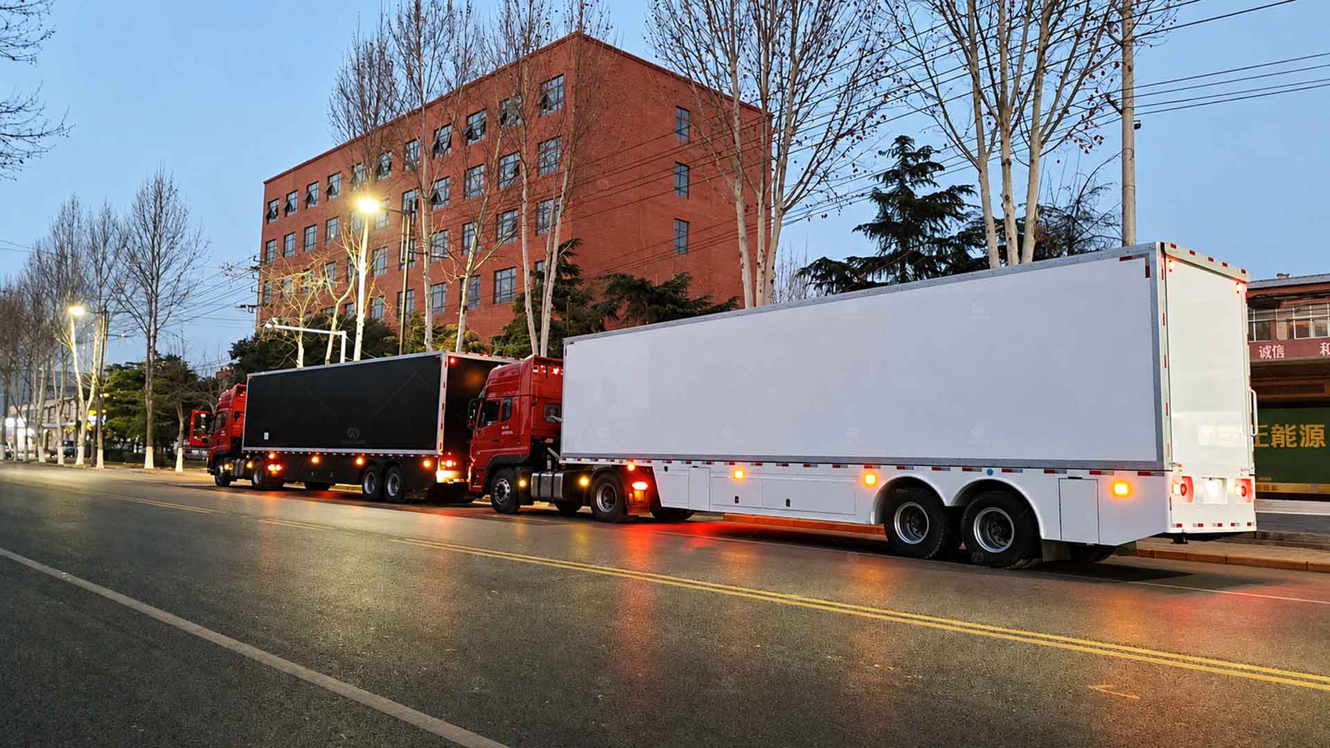 mobile stage Semi-trailer