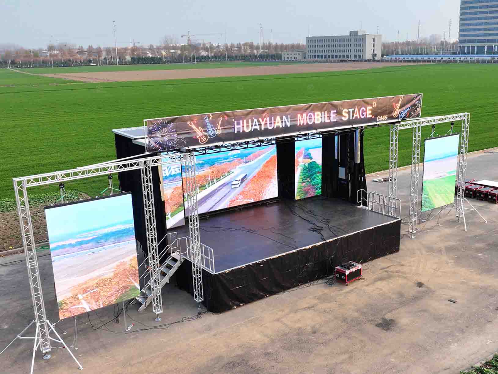 mobile stage led