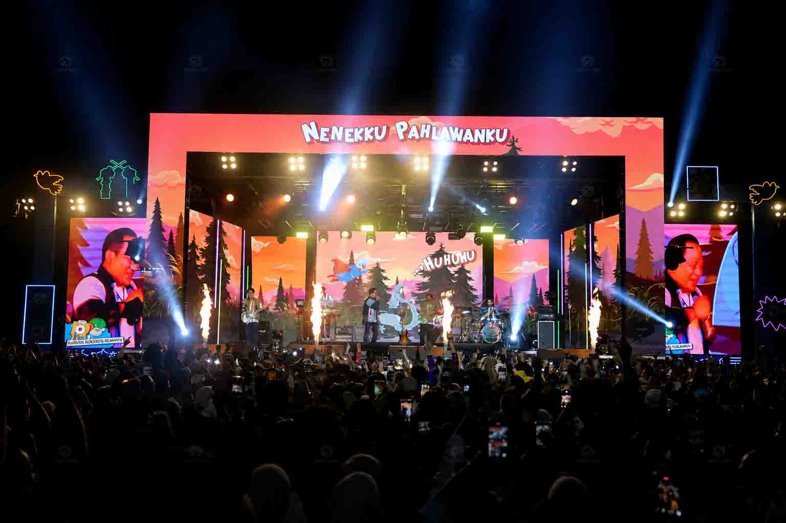 performance moblie stage with LED